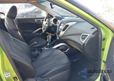 2012 Hyundai Veloster Base W/Black z USA, uszkodzony, nr VIN KMHTC6AD4CU059165